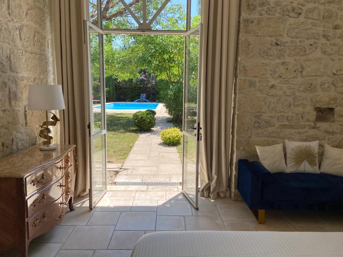 Jas De Berrias Chambre D'Hote ภายนอก รูปภาพ