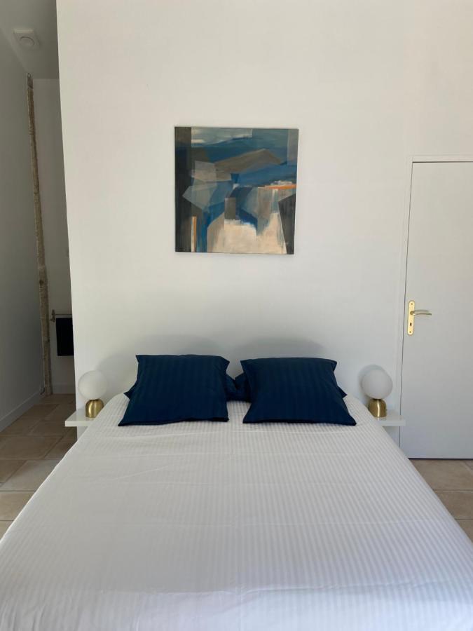 Jas De Berrias Chambre D'Hote ภายนอก รูปภาพ