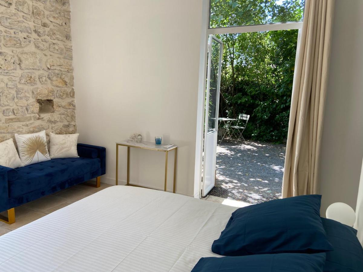 Jas De Berrias Chambre D'Hote ภายนอก รูปภาพ